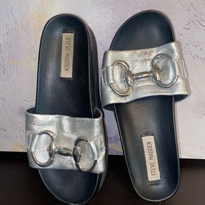 Steve Madden silver platforms size 6
